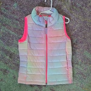 Amazon Essentials Kids Puffer Vest - Multicolor